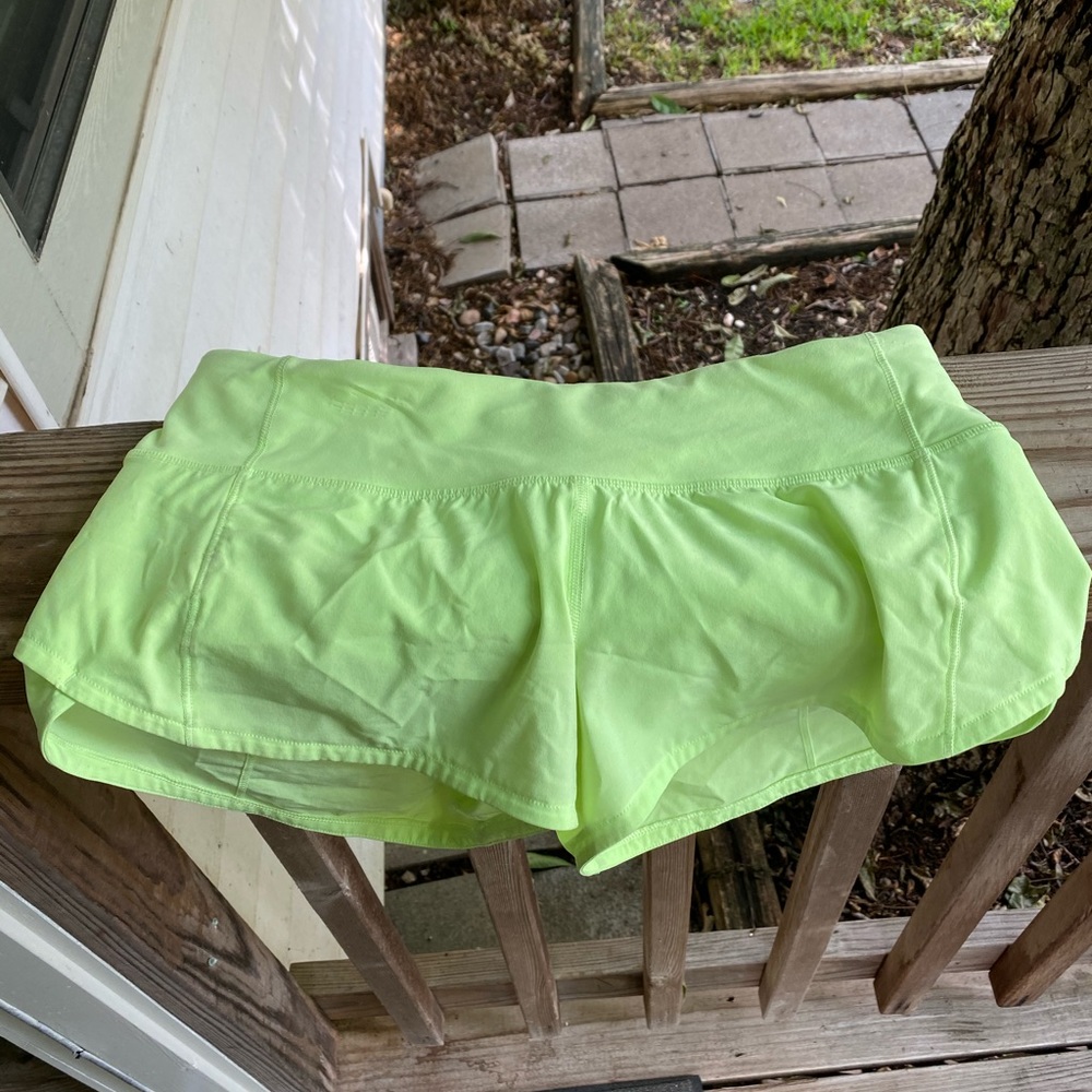 Lululemon Speed Up Short 2.5